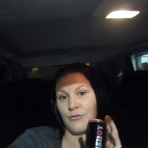 Meet your Posher, Kayla derek